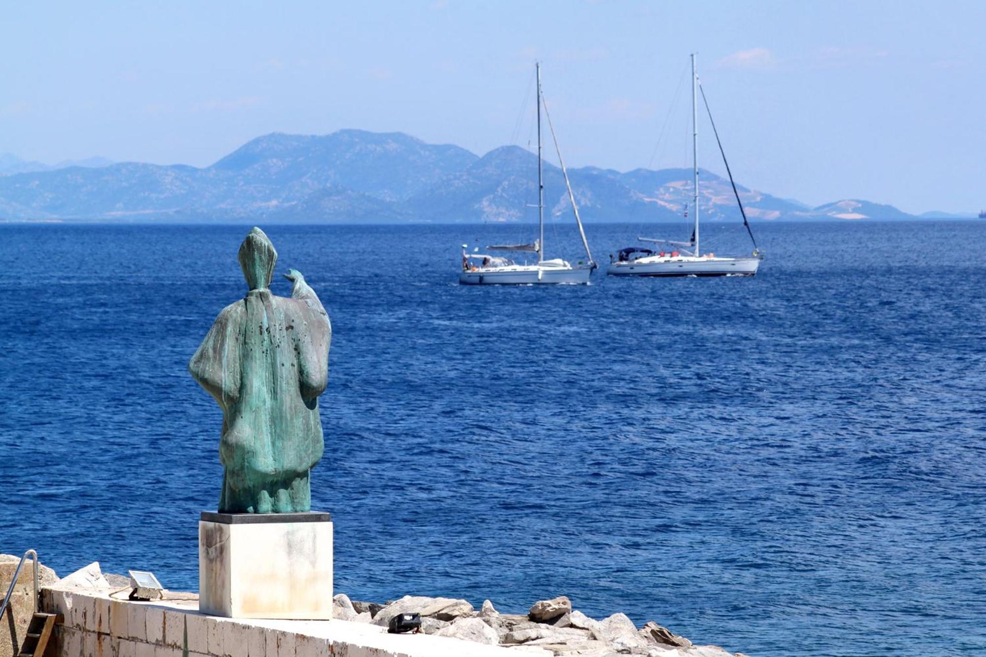 Apartments And Rooms By The Sea Sucuraj, Hvar - 4029 Exterior photo